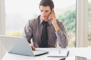 Struggling to Keep Remote Employees Connected? A Mitel Phone System can Help