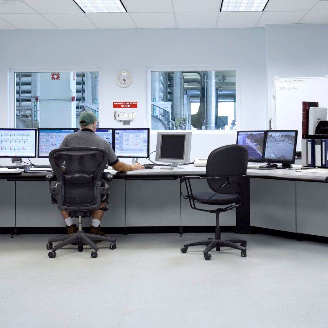 municipal-utility-facility-office_square