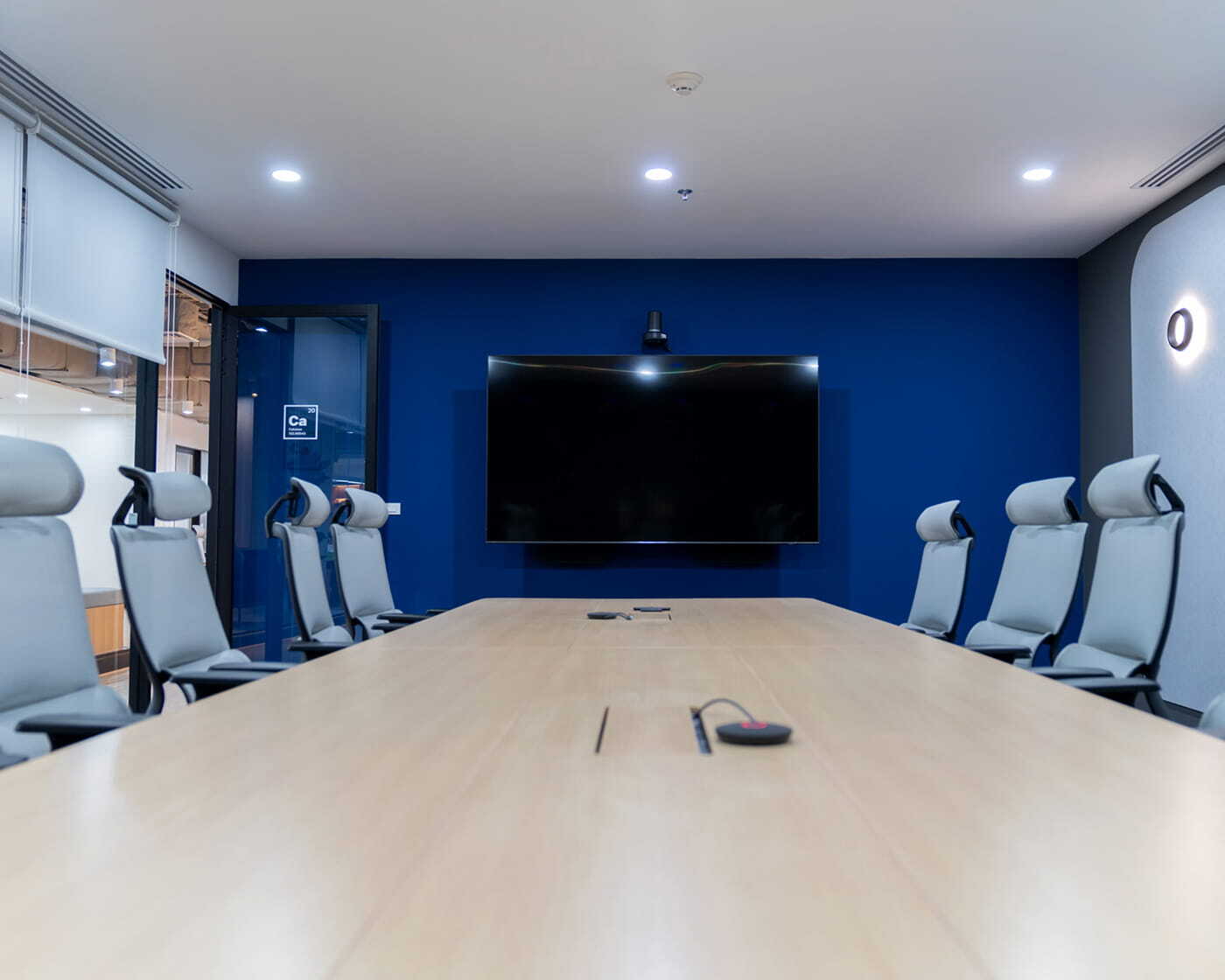 conference-room-with-tech