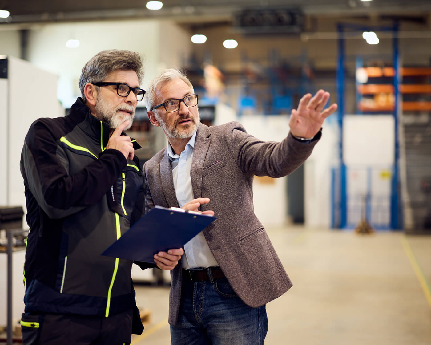 manufacturing-leader-and-it-specialist