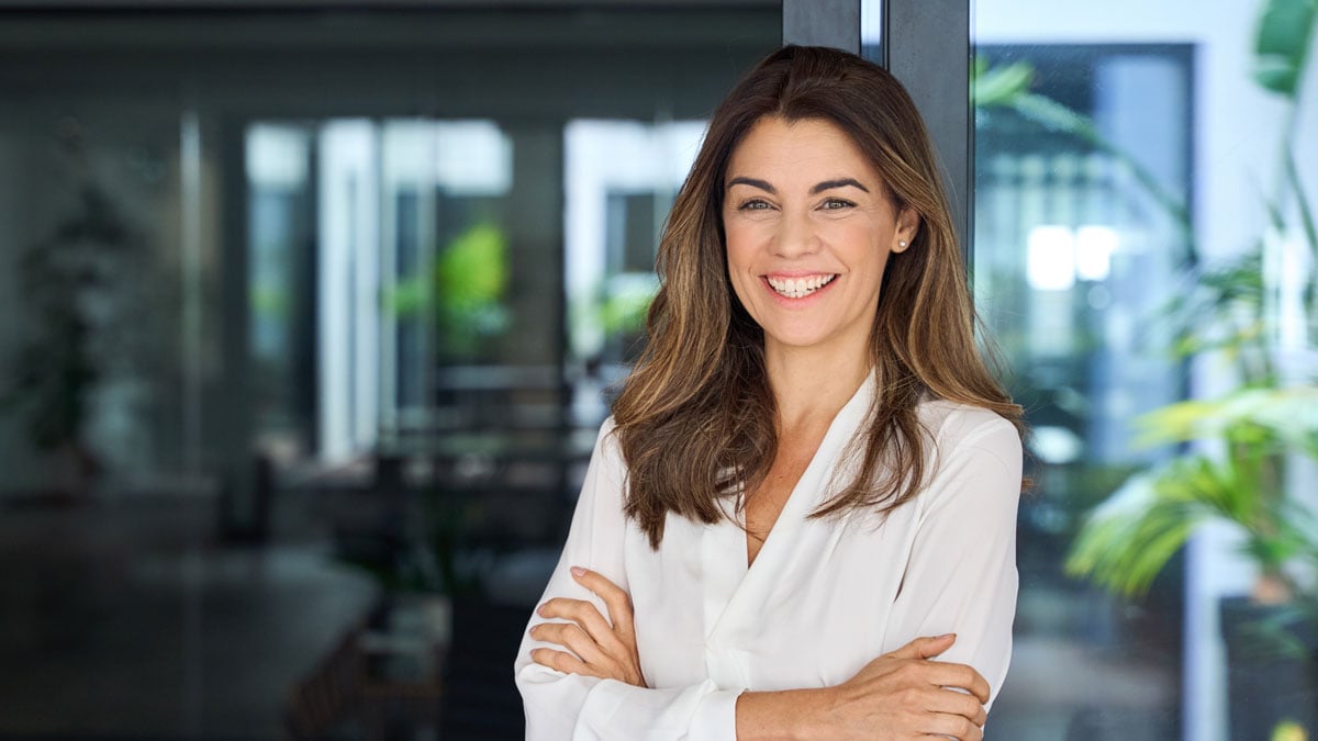 woman-lawyer-inside-law-firm